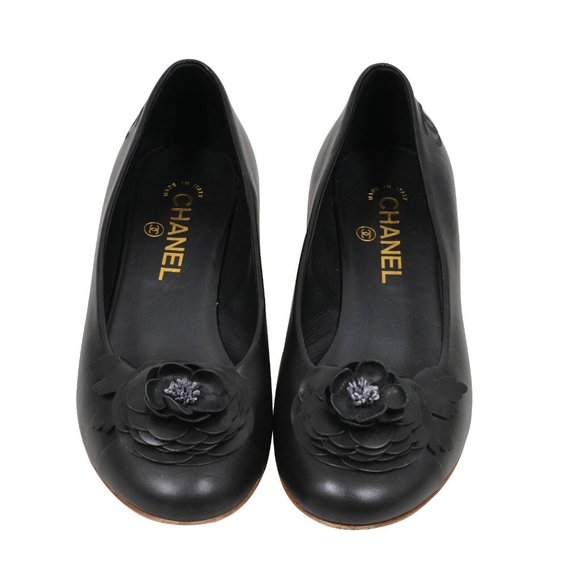 Chanel Womens Camellia Ballet Pumps Size 8 US 38 Black Leather Flower Gold Heels - Picture 2 of 8